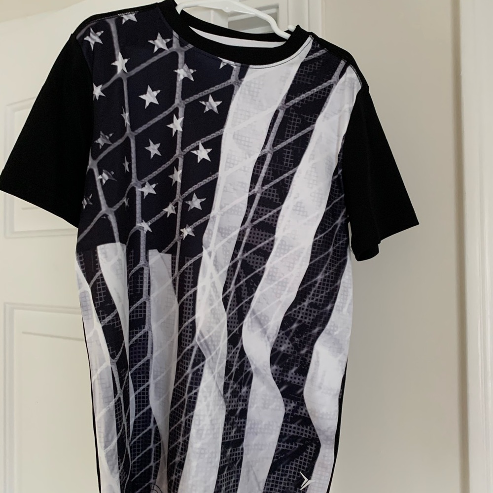 Active Short Sleeve Shirt